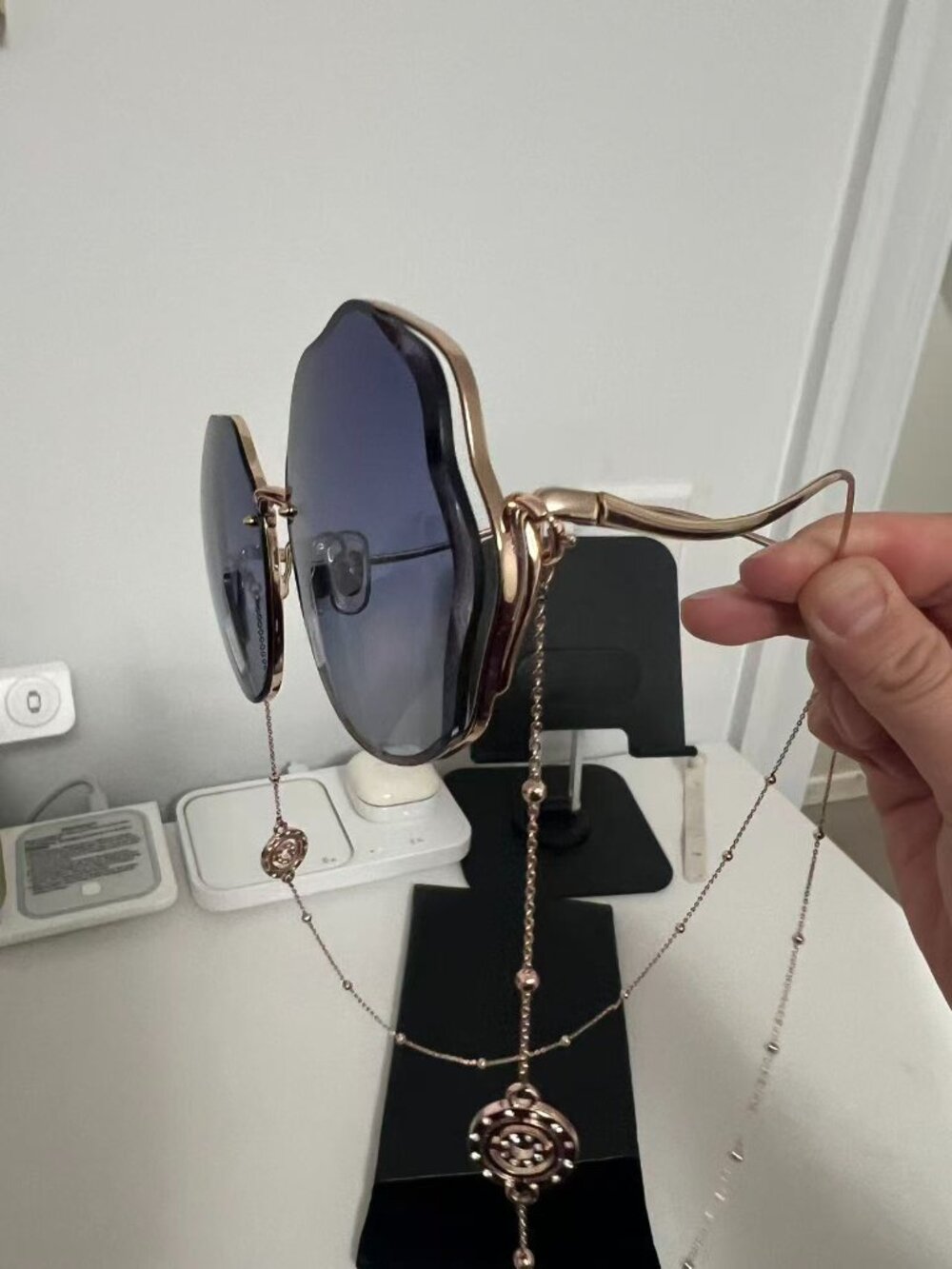 Sunglasses - New - Picture 3 of 3